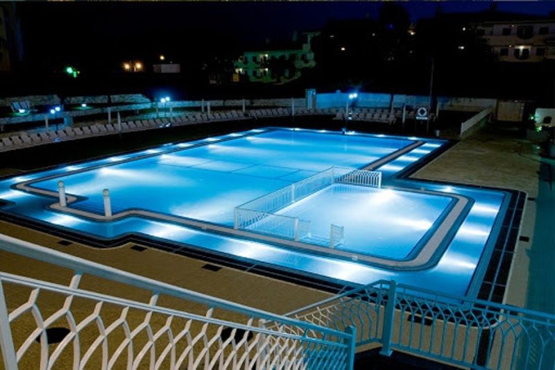 Tropical Sol Aparthotel Albufeira Exteriör bild