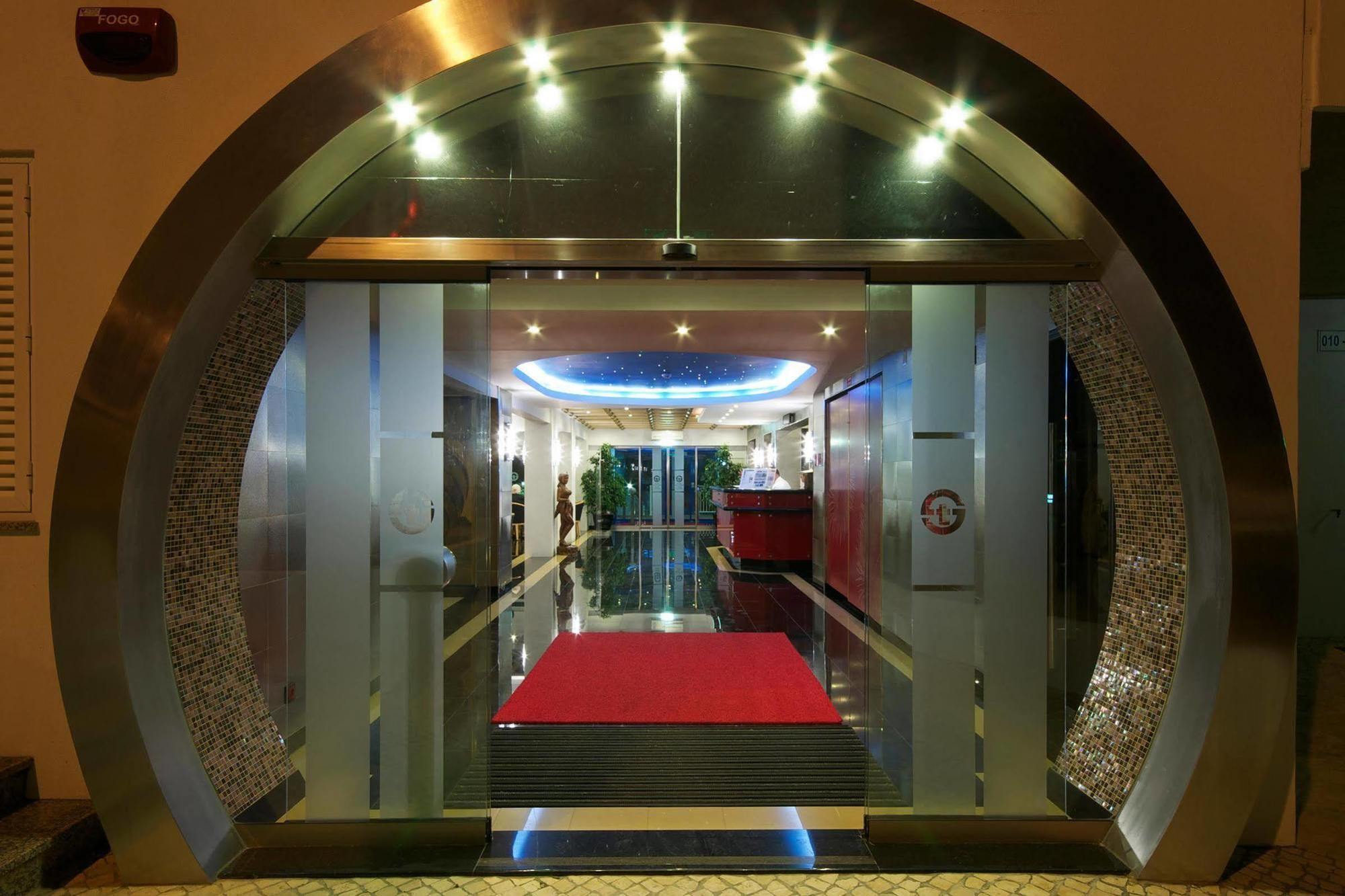 Tropical Sol Aparthotel Albufeira Exteriör bild